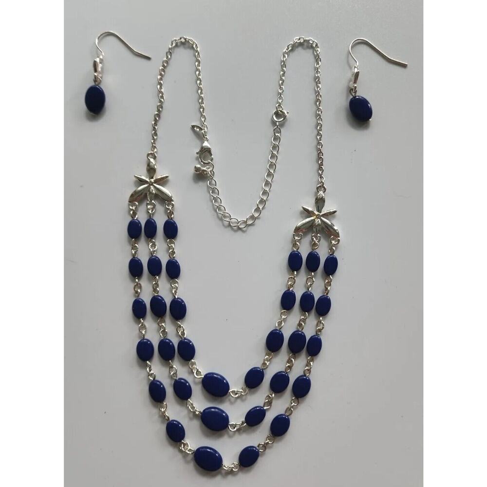 Avon Multi‎ Row Blue Bead necklace Gift Set Necklace and Earrings In Box /19